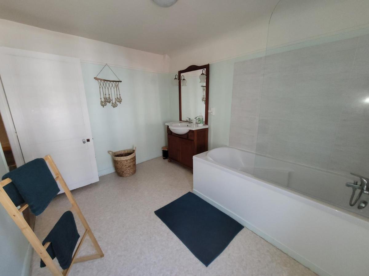 Chambre Independante Au Relais Normand Cormeilles  Экстерьер фото